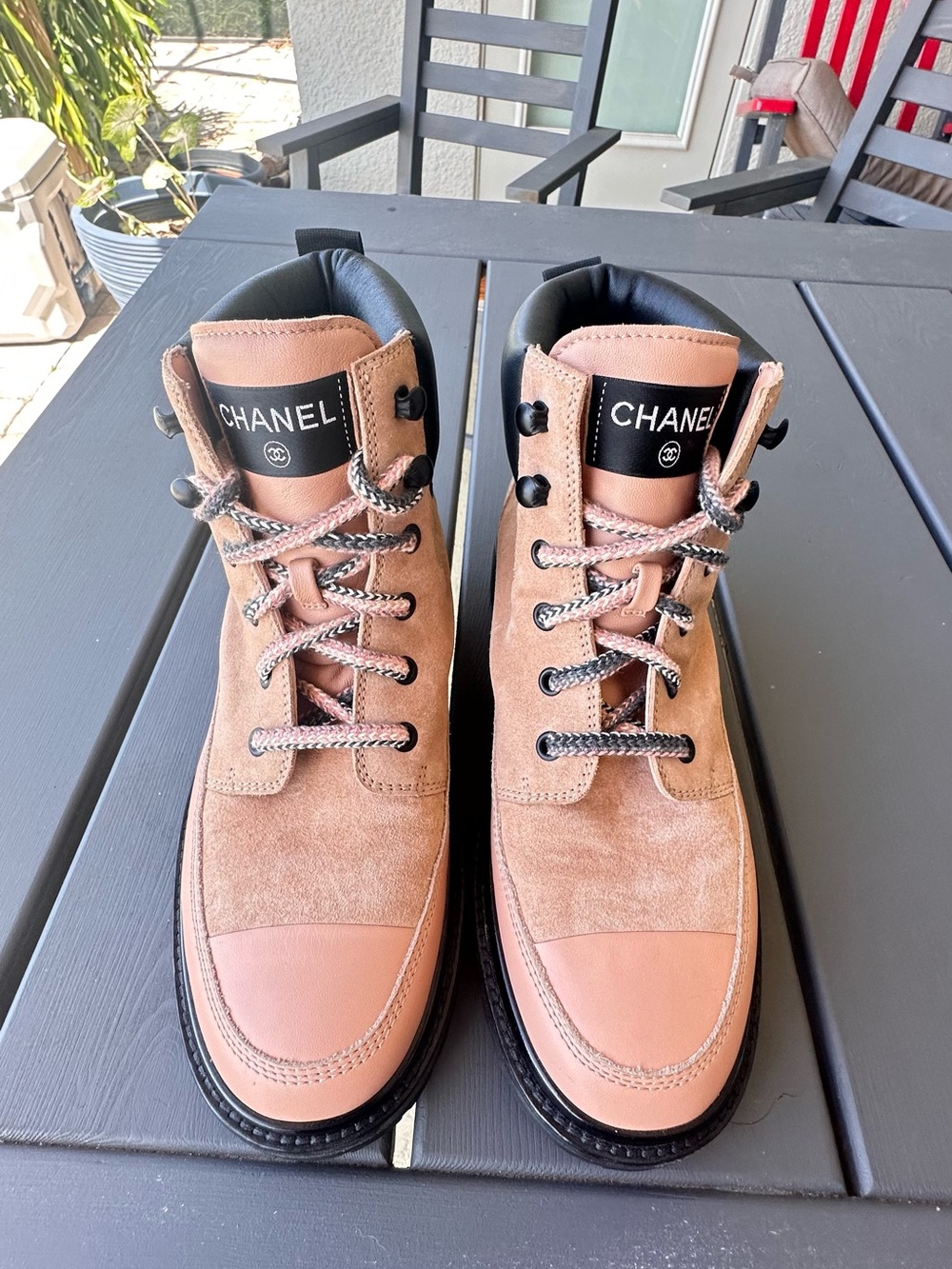 Chanel Pink suede and leather lace-up combat boots  Cc Logo. US Sz 8- 8.5 EU 39